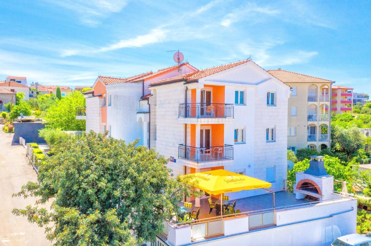 Villa Mihaela Трогир Екстериор снимка