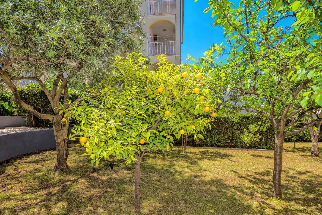Villa Mihaela Трогир Екстериор снимка