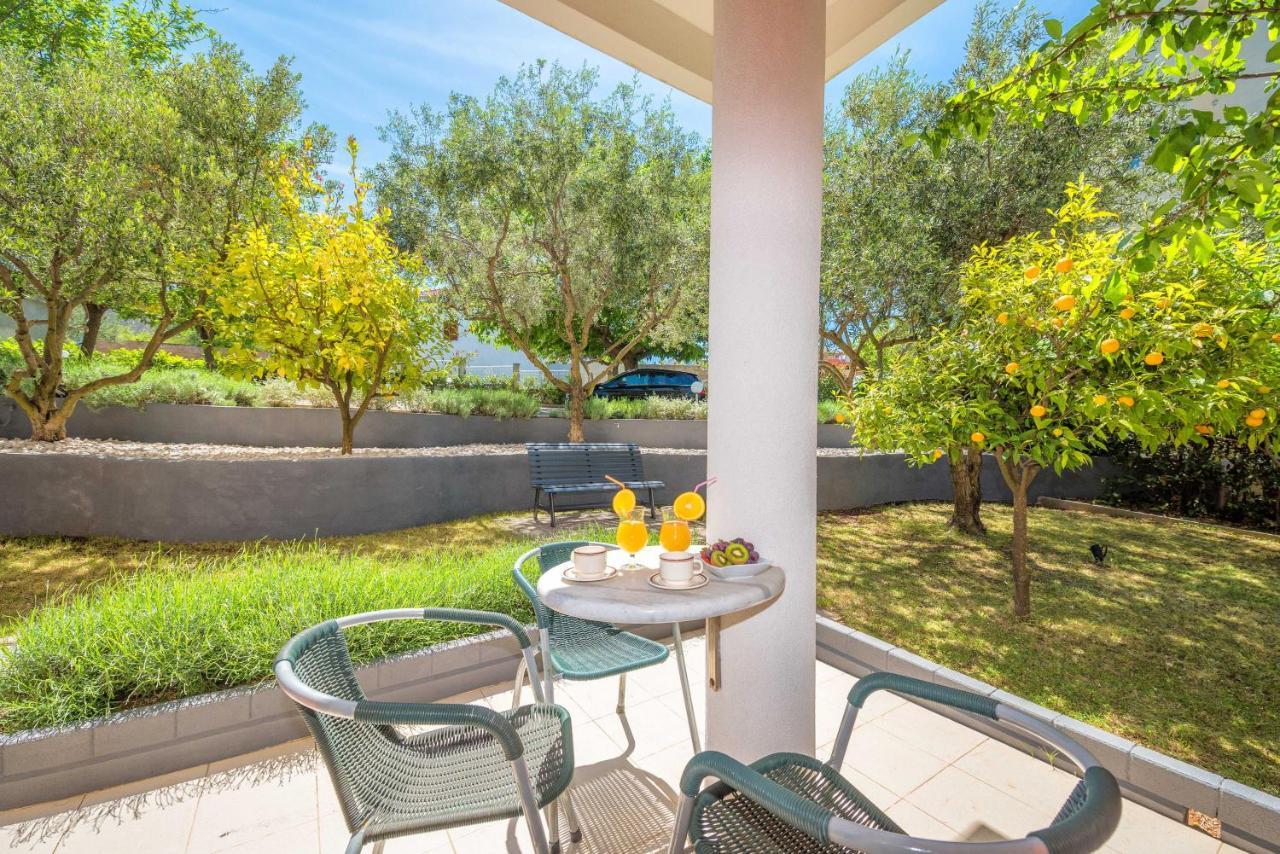 Villa Mihaela Трогир Екстериор снимка